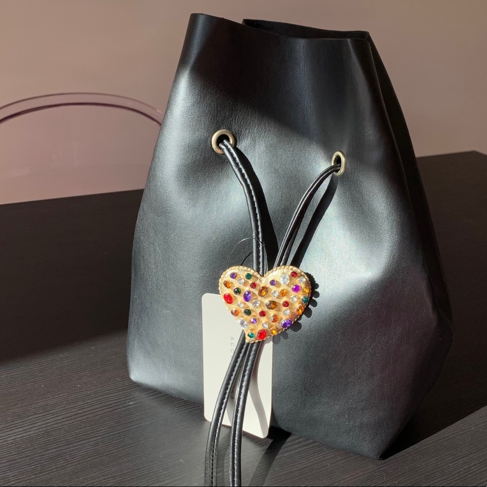 NWT Zara heart hardware handbag